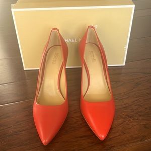 MICHAEL Michael Kors Dorothy Flex Pump
